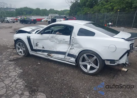 2014 Ford Mustang Gt from USA, damaged, VIN 1ZVBP8CF7E5323889